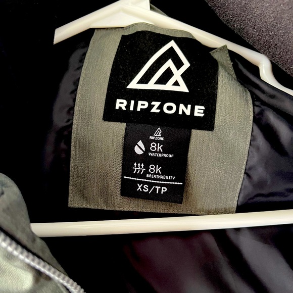 Brand new tags on xs Ripzone winter jacket with - Picture 1 of 3